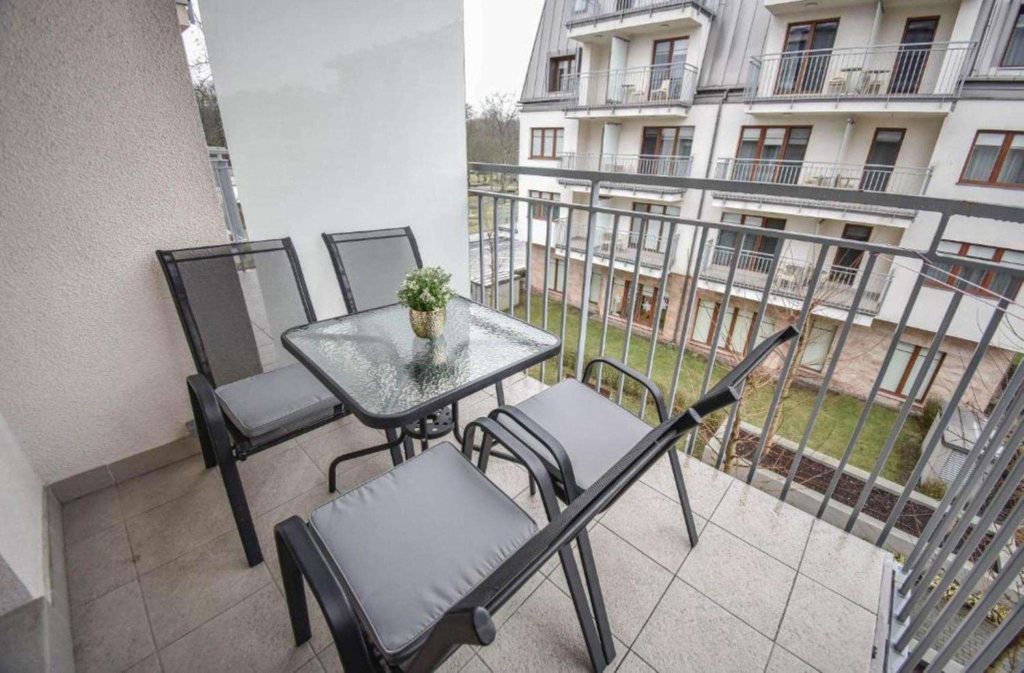 Apartamenty Na Wyspie - Aquamarina - Parking Свиноуйсьце Экстерьер фото